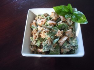 salmon-spinachsalad